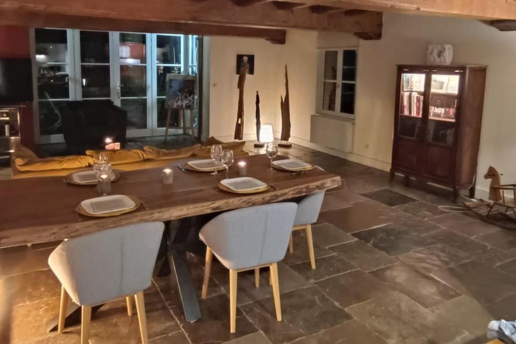 Ferme De Caractere Avec Piscine Et Cheminee Villa Sainghin-en-Mélantois Buitenkant foto